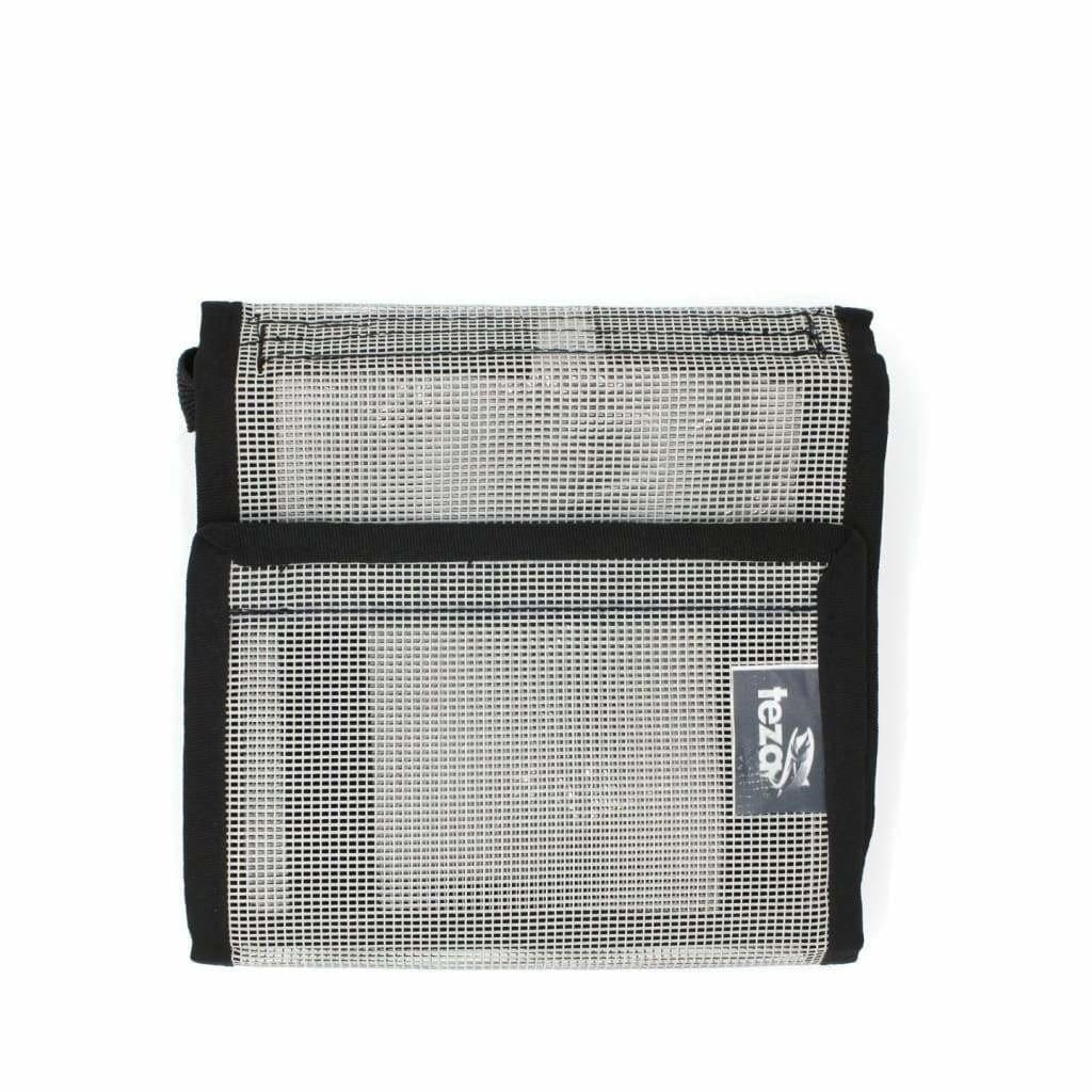 https://bigcatch.co.za/cdn/shop/products/teza-lure-trace-wrap-mesh-bag-large-accessories-allaccessories-bags-boxes-jansale-saltwater-big-catch-fishing-tackle-lighting-radiator-home-538_1024x.jpg?v=1667388246